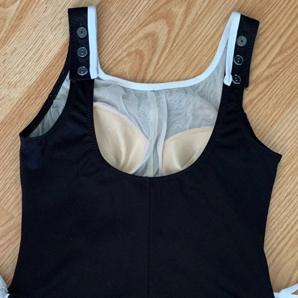 T.H.E. Swimwear Vintage One-Piece Black & White Swimsuit w/ Skirt Size 10